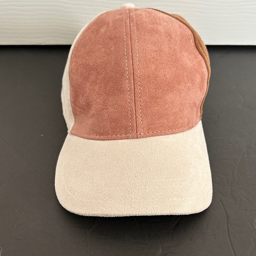 Express Suede Cap in Tan and Brown